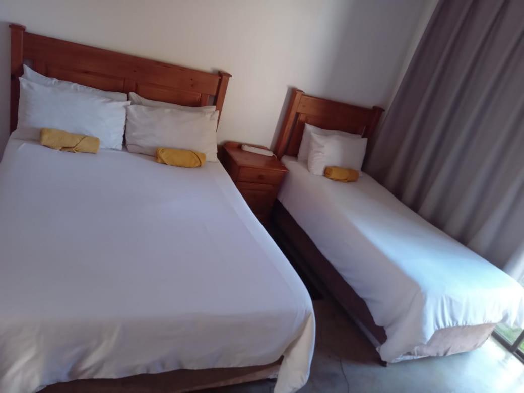 Woodpecker Guesthouse Мидделбург Экстерьер фото